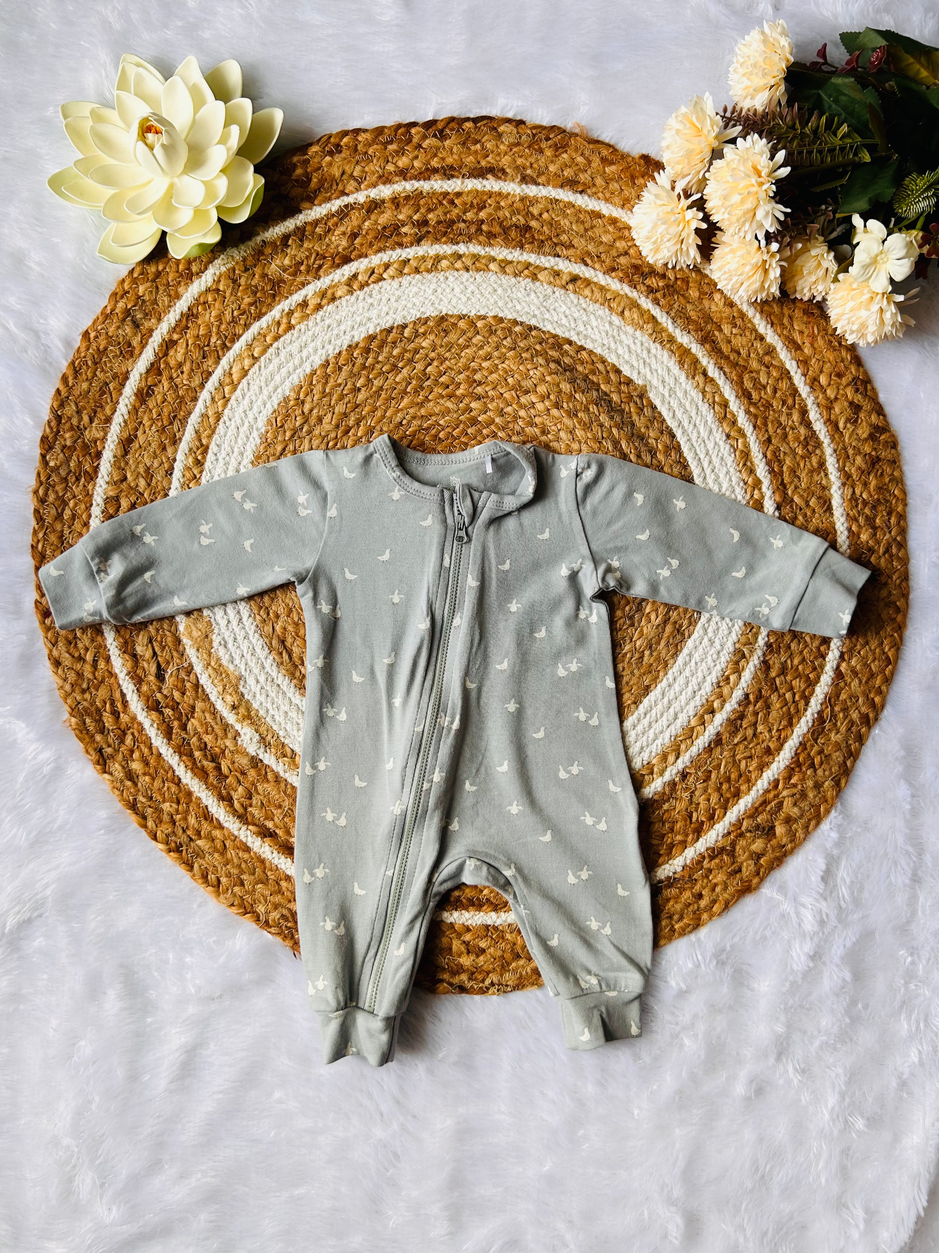 JumpSuits / Full Rompers