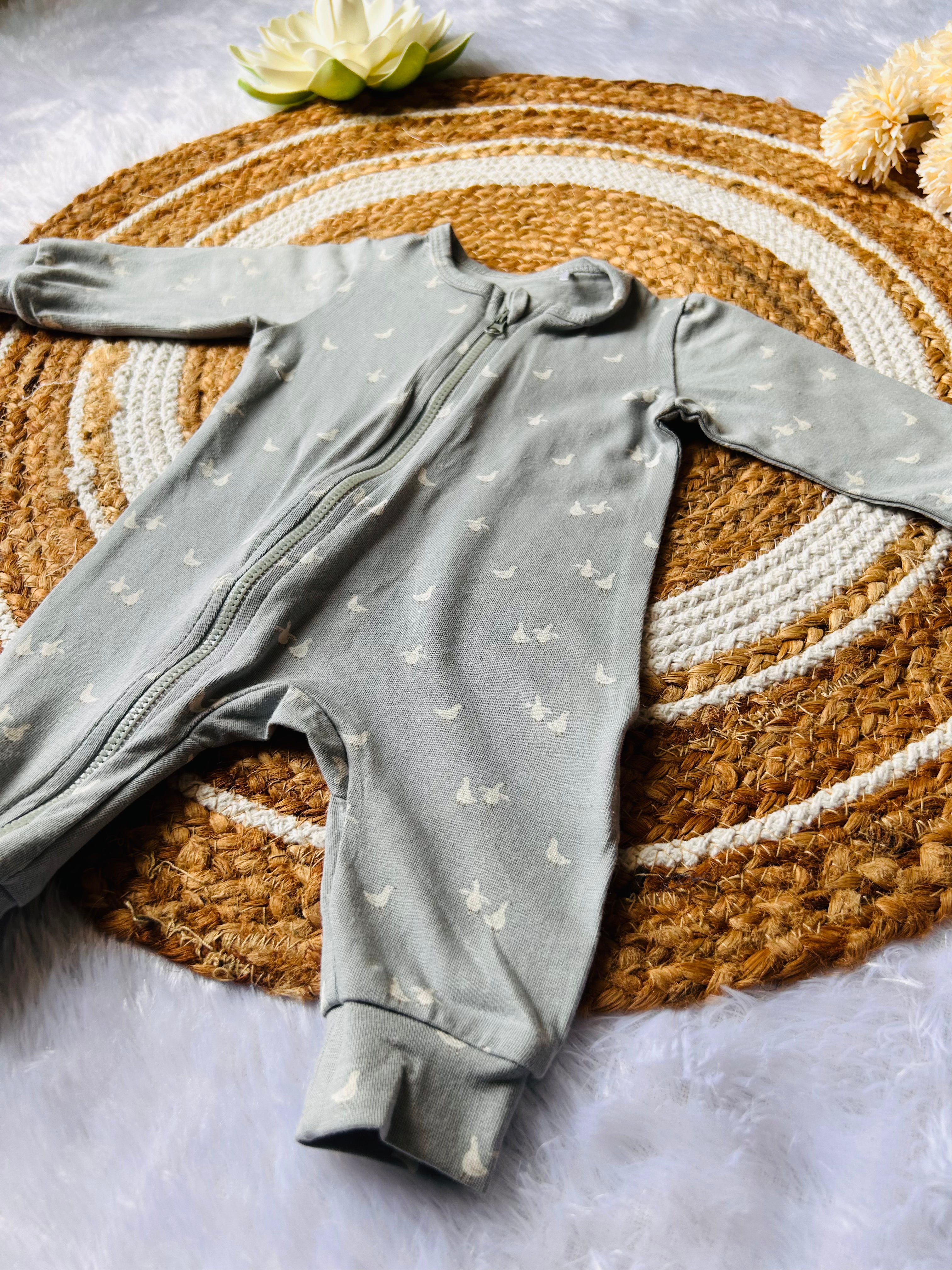 JumpSuits / Full Rompers