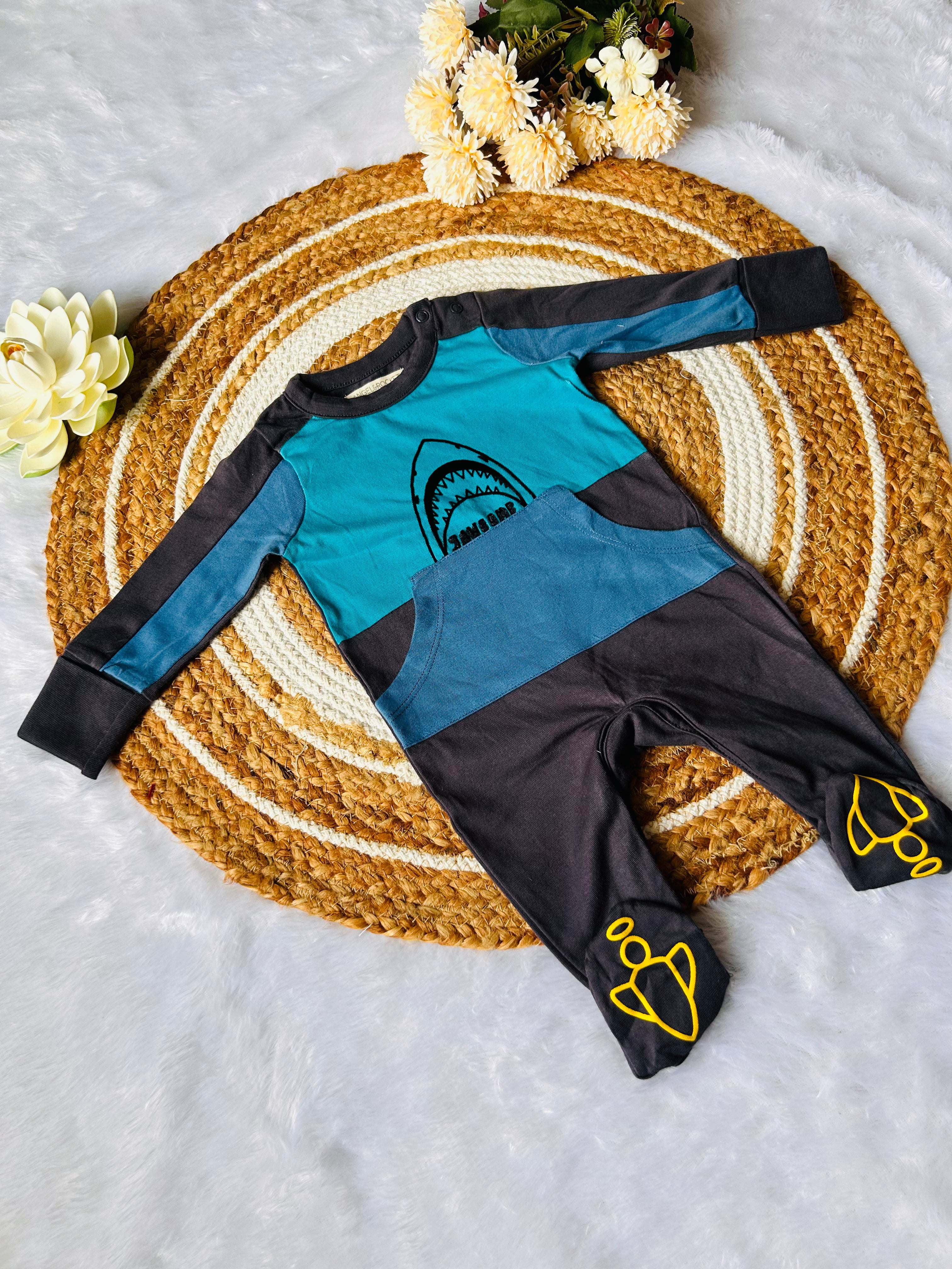JumpSuits / Full Rompers