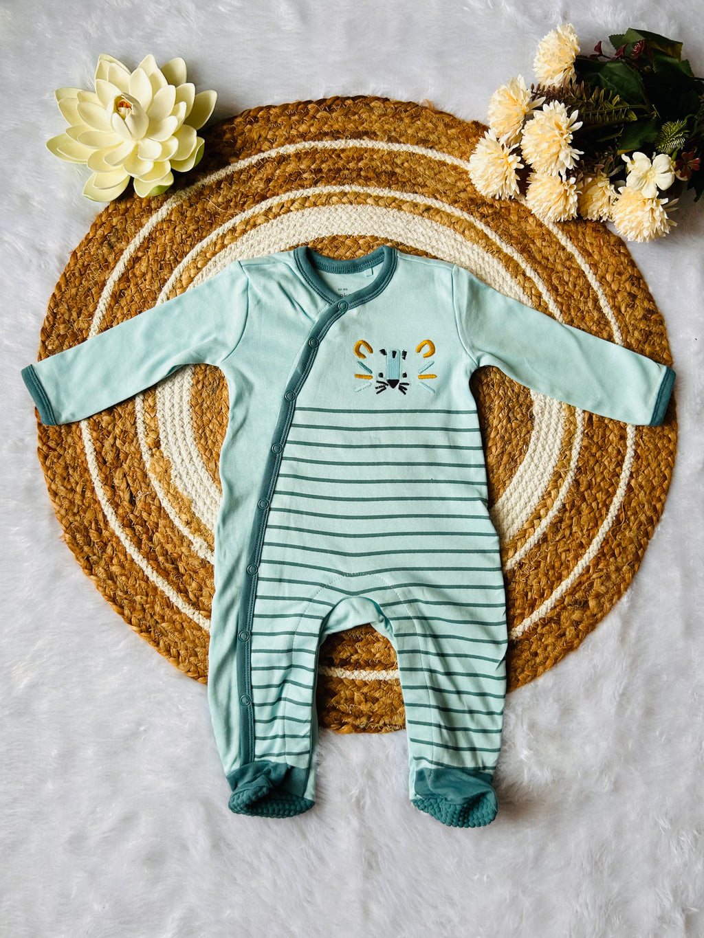 JumpSuits / Full Rompers
